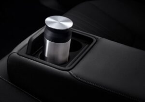 rr_armrest_cup_holder__1642385960688